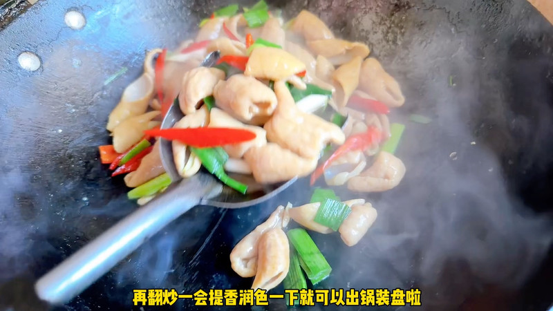 白蒜苗炒小肠