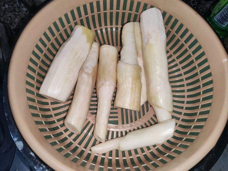油焖茭白