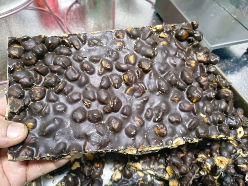 美食美刻之手工焦糖榛子巧克力
