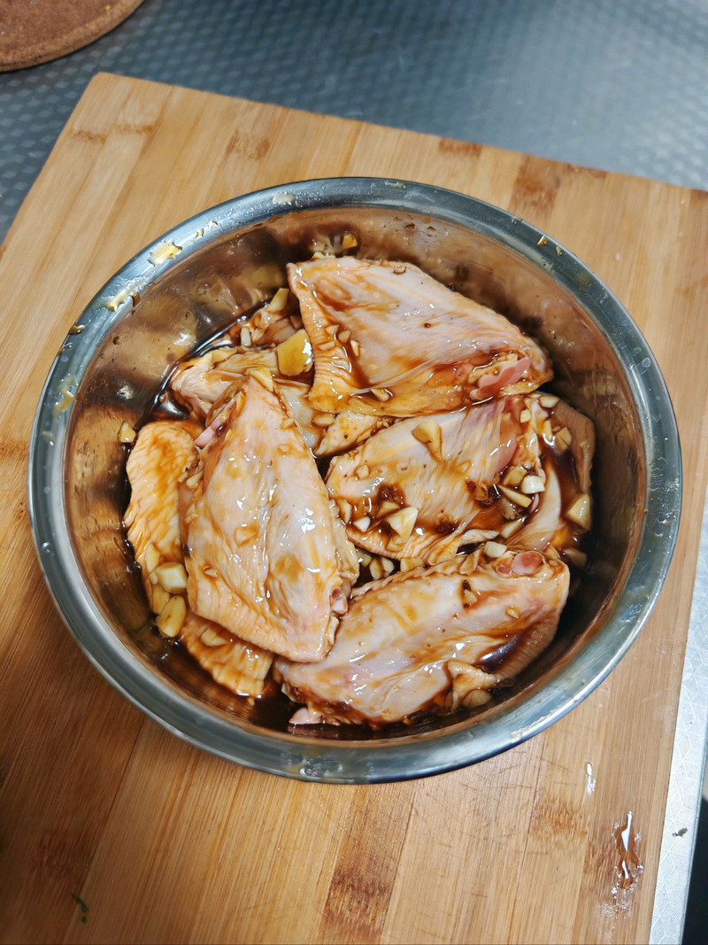 蒜香鸡翅