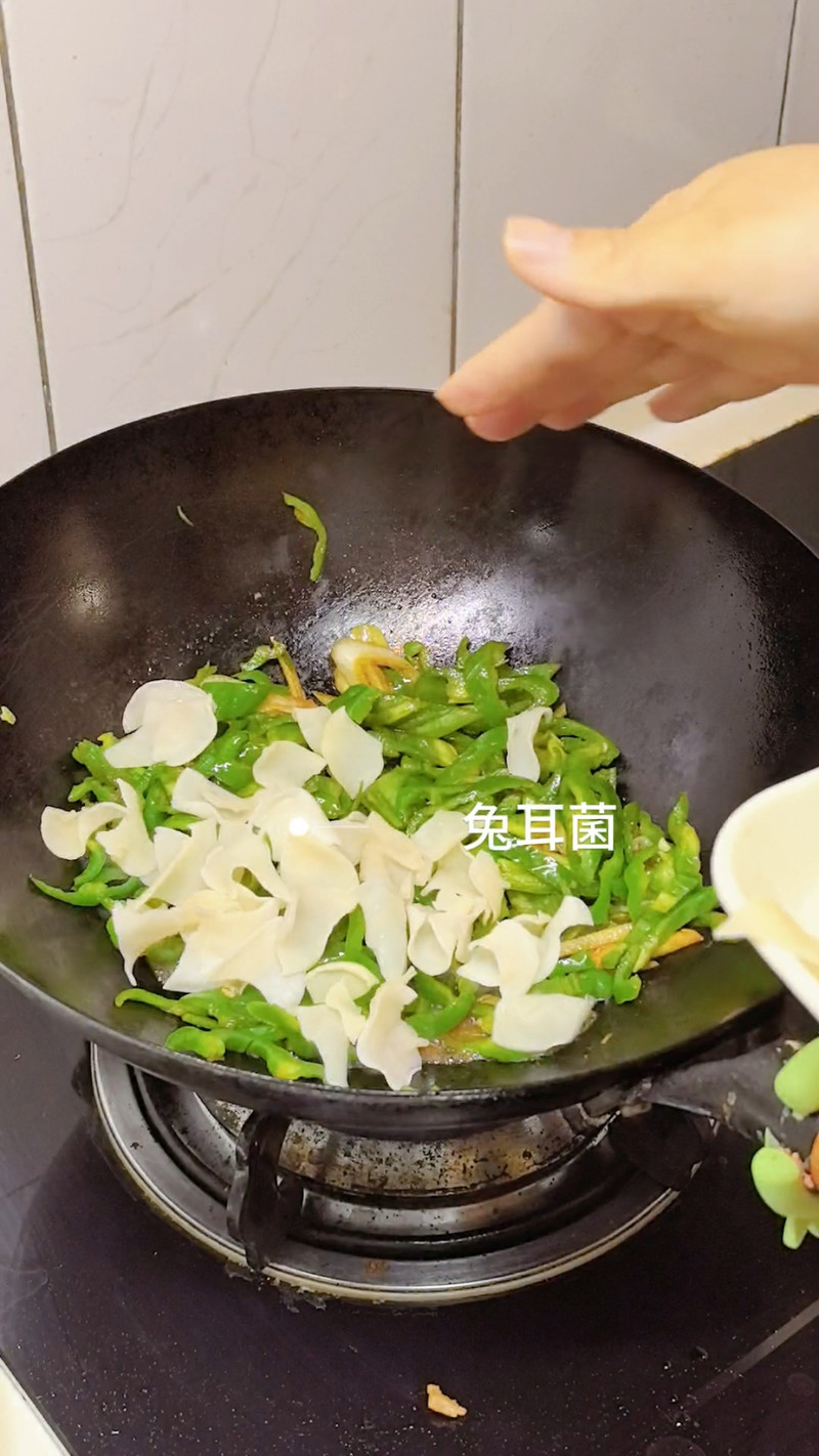 辣椒炒肉
