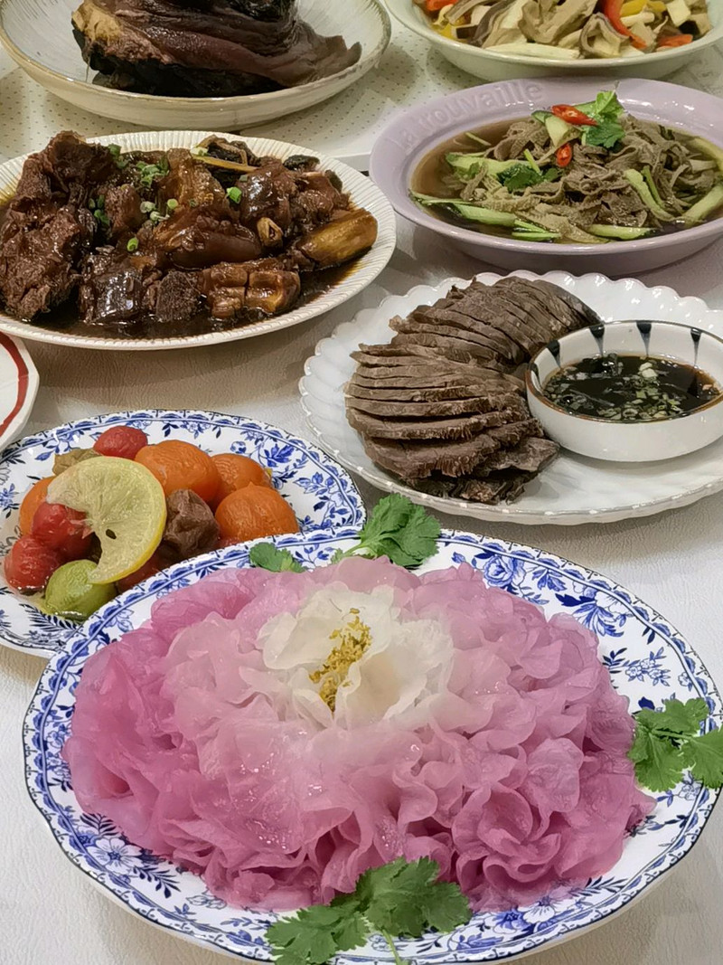 新年酸甜开胃解腻美食～国色芳华之凉拌银耳