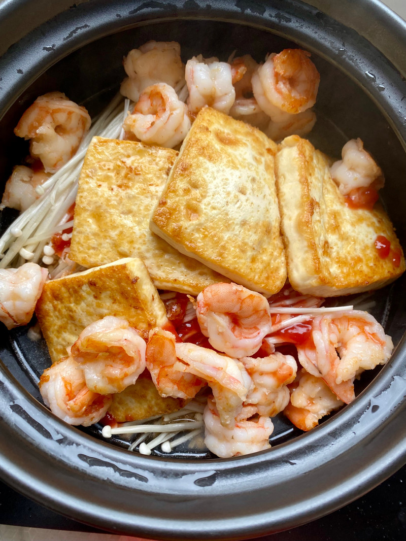 鲜虾豆腐煲