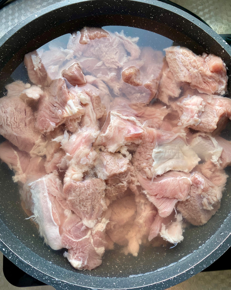 香辣红焖羊肉