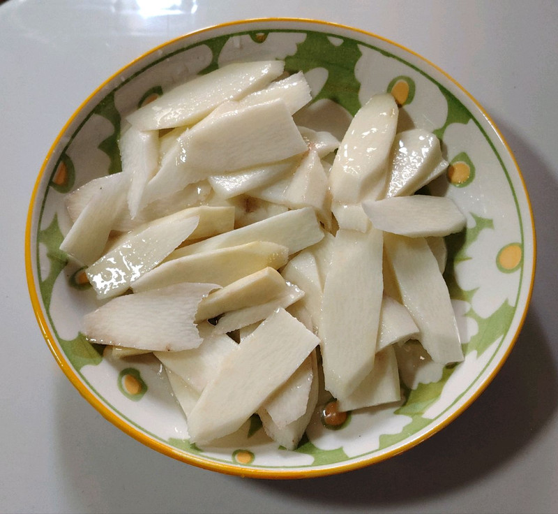 山药青笋木耳
