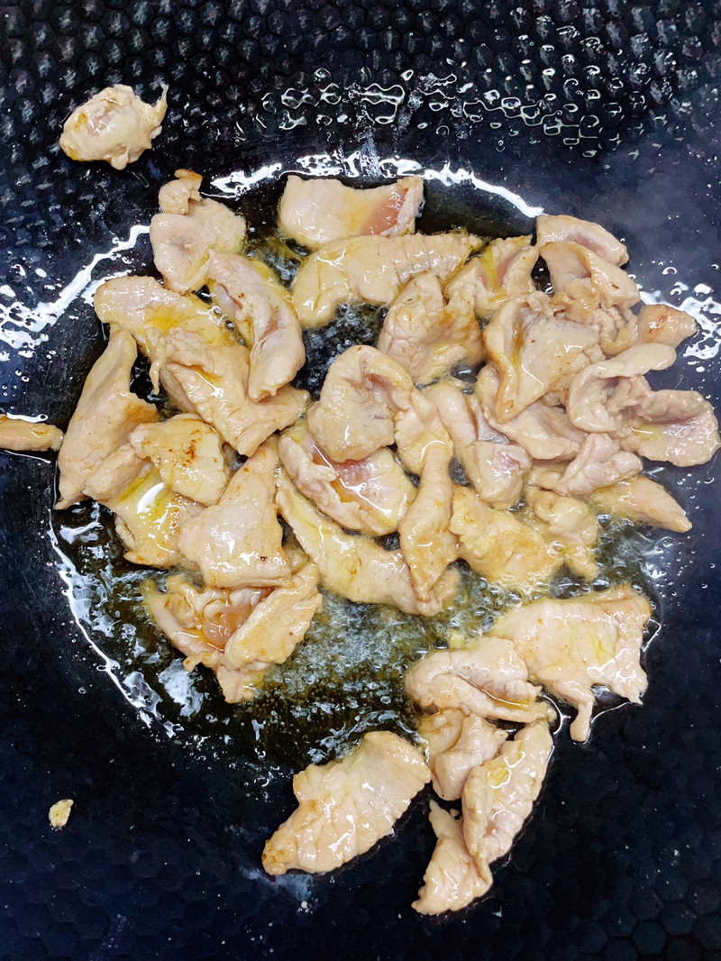 广州｜秋葵炒肉片