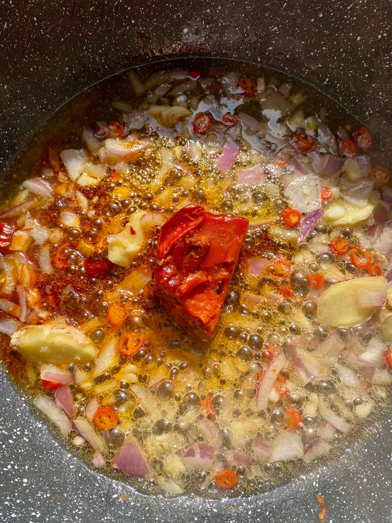 干锅香辣土豆虾