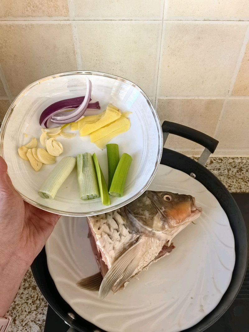 剁椒鱼头