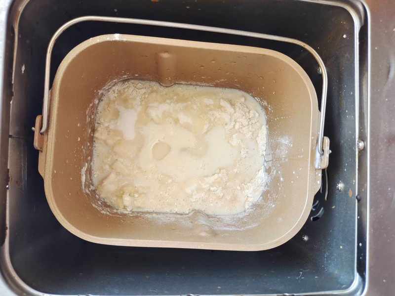 巴旦木牛奶面包