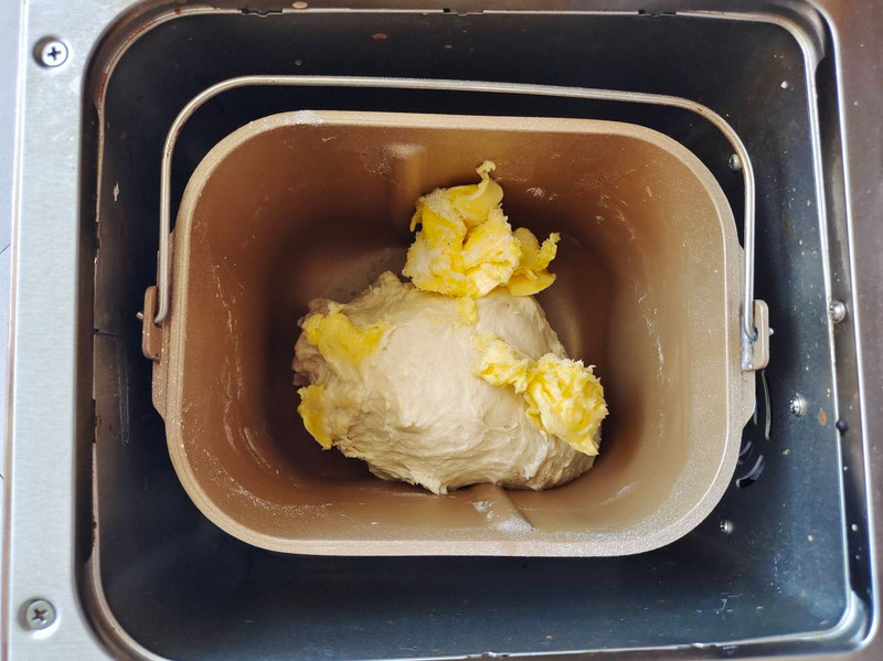 巴旦木牛奶面包