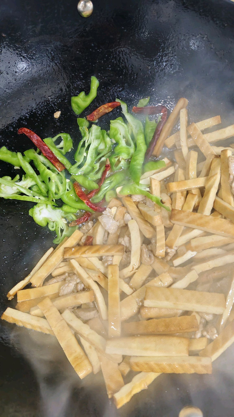 青椒肉丝香干