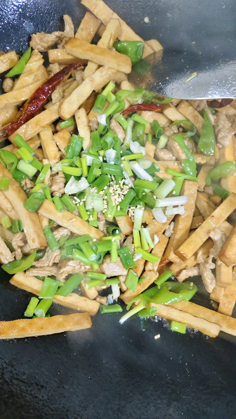 青椒肉丝香干