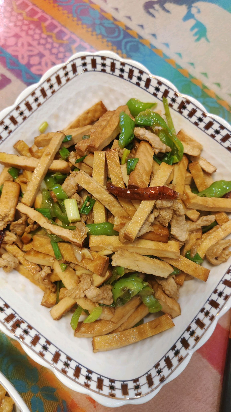 青椒肉丝香干
