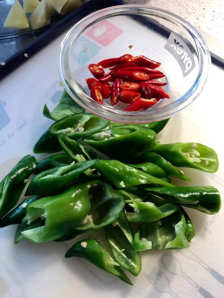 黄焖鸡