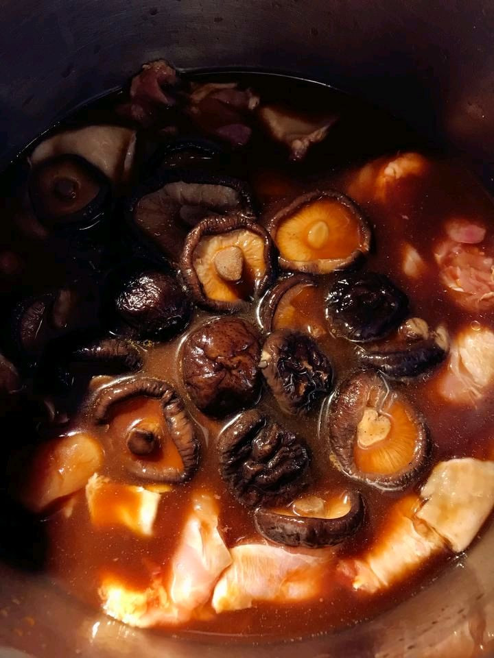 黄焖鸡