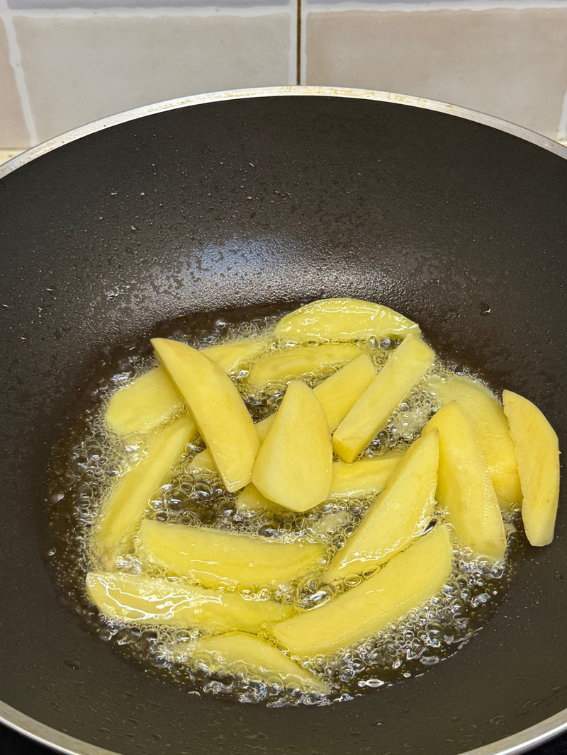 干锅土豆鸡块
