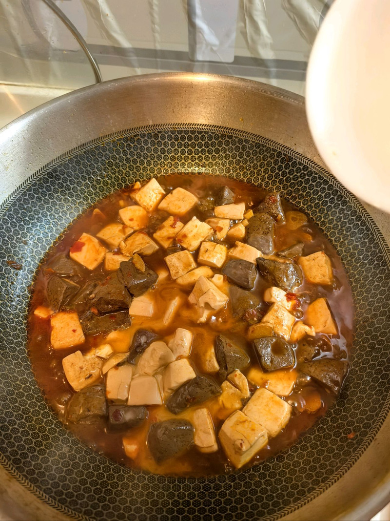 鸭血豆腐