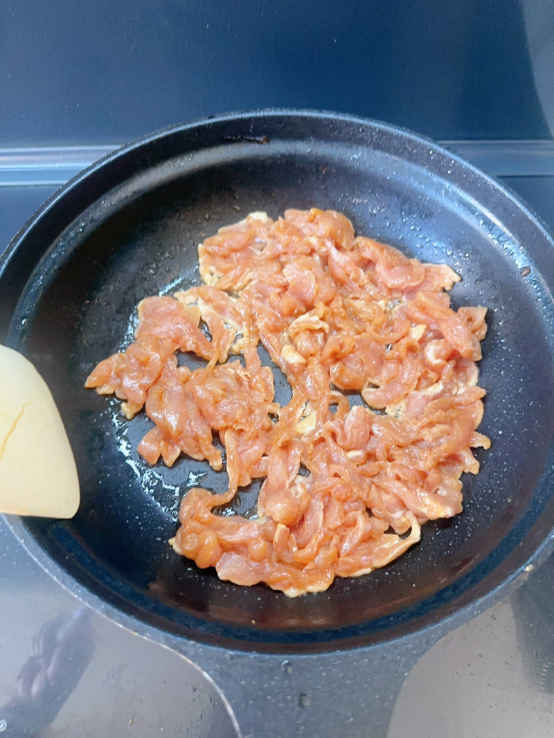 家庭营养餐丨京酱肉丝
