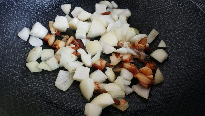 葱香辣油馍花肉
