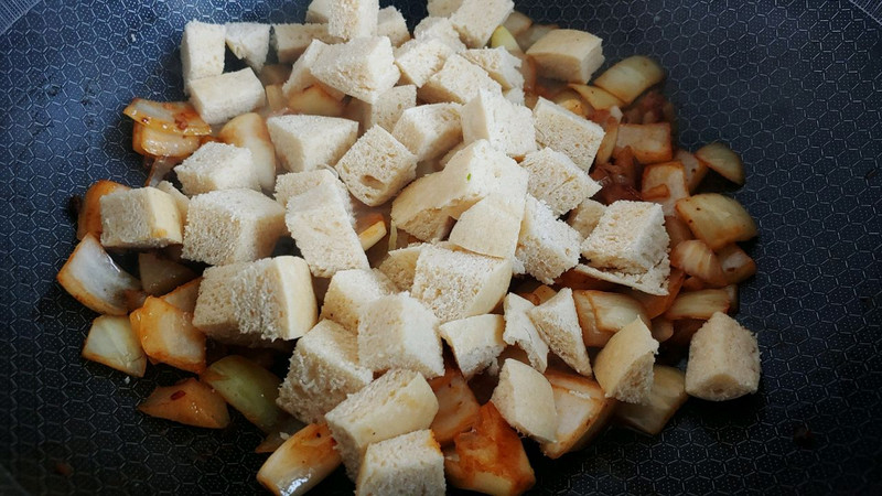 葱香辣油馍花肉