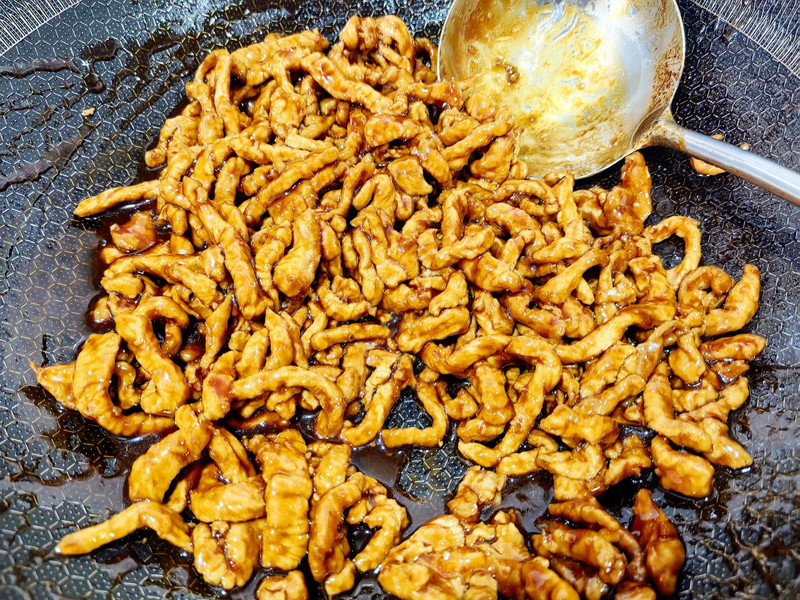 京酱肉丝