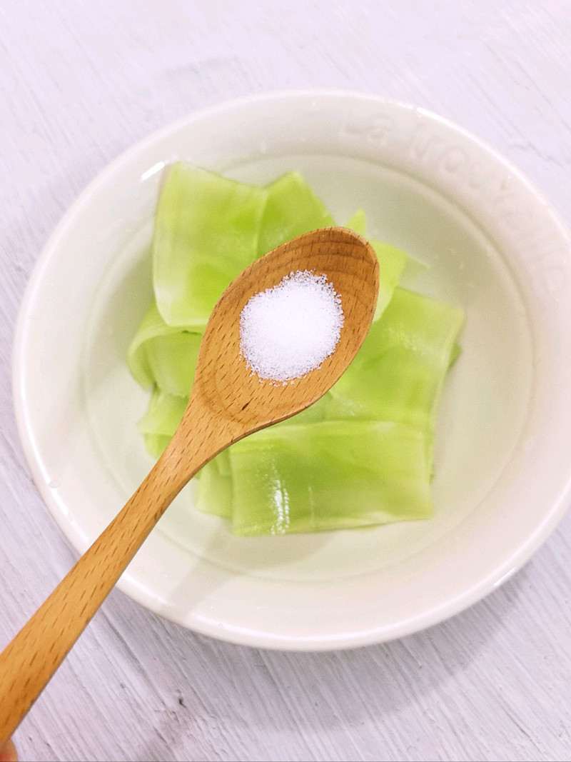 莴笋酿虾滑
