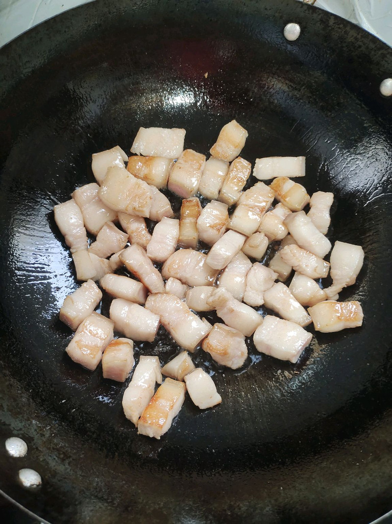 板栗红烧肉
