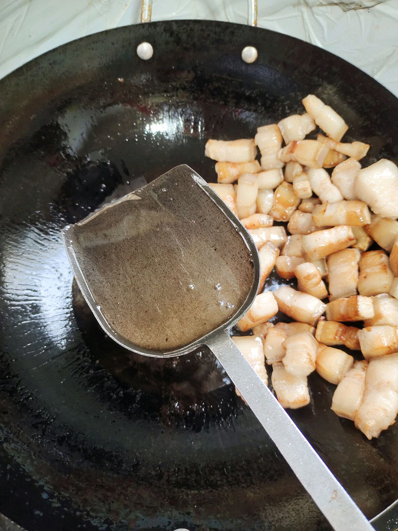 板栗红烧肉