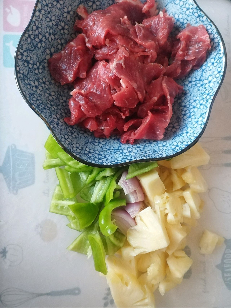 家常小炒～菠萝炒牛肉