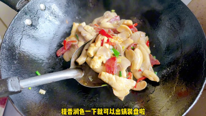 凤尾菇炒腊肠