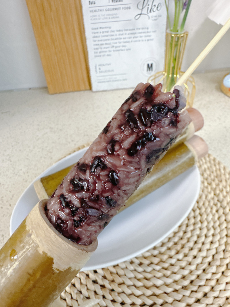 香甜软糯的竹筒粽