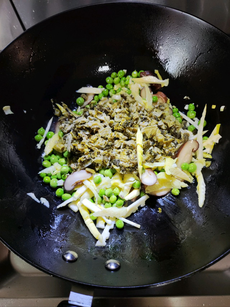 春笋豌豆雪菜汤