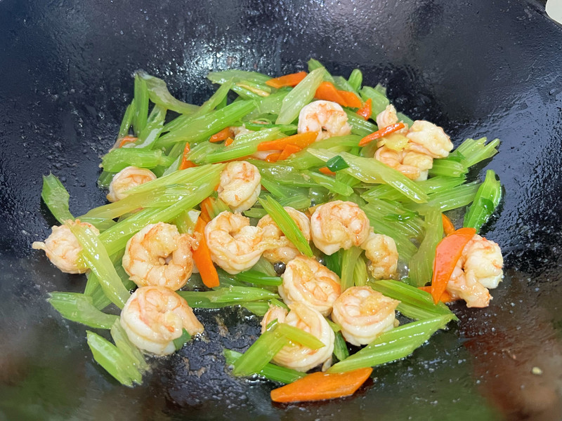 芹菜炒虾仁