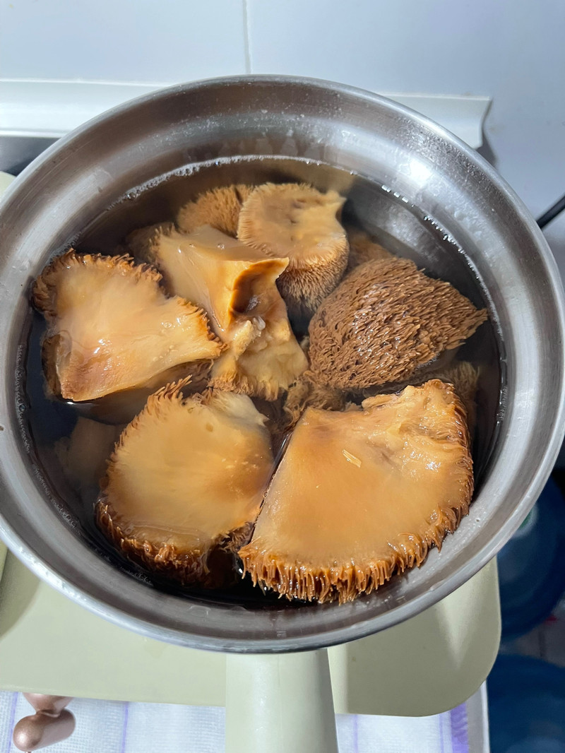 猴头菇人参鸡汤