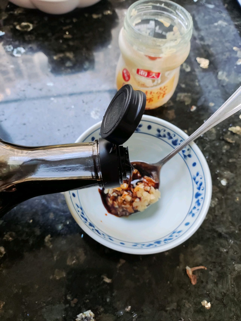 蒜香手撕茄子