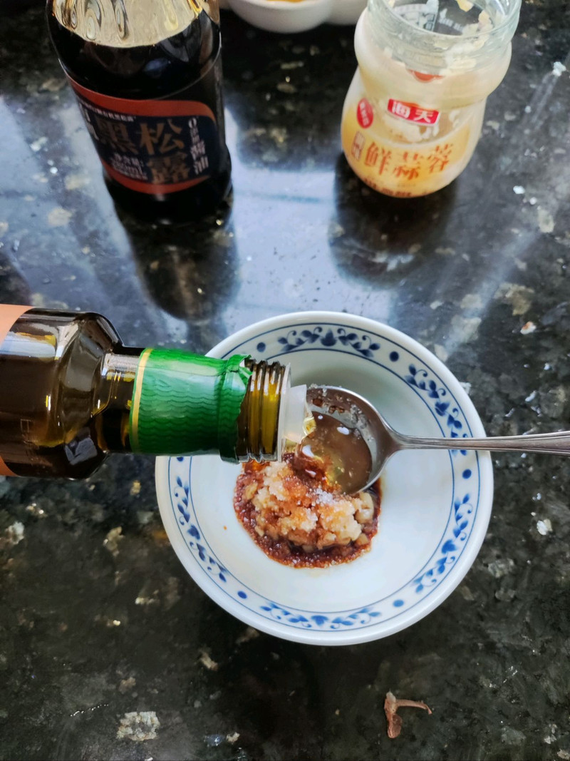 蒜香手撕茄子