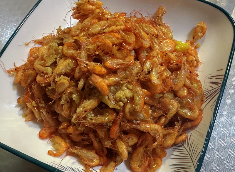 油爆小河虾