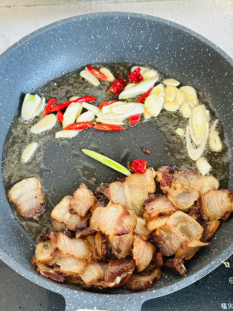 萝卜干炒腊肉