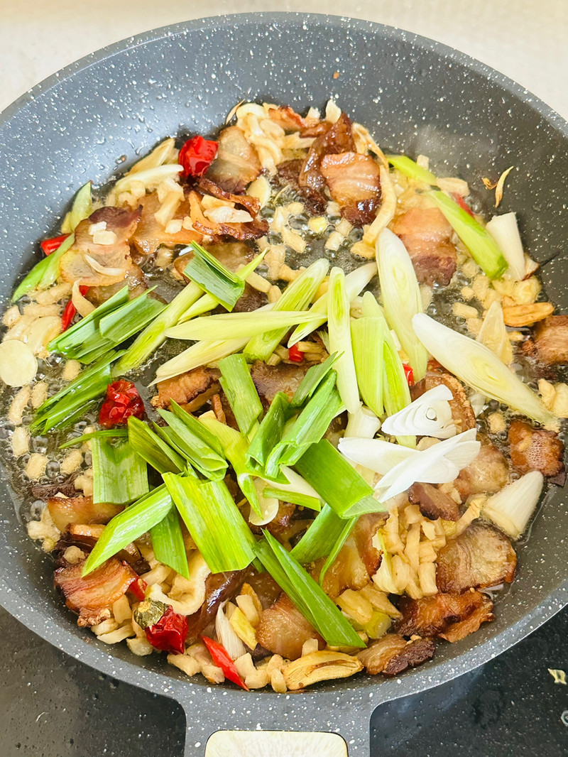萝卜干炒腊肉