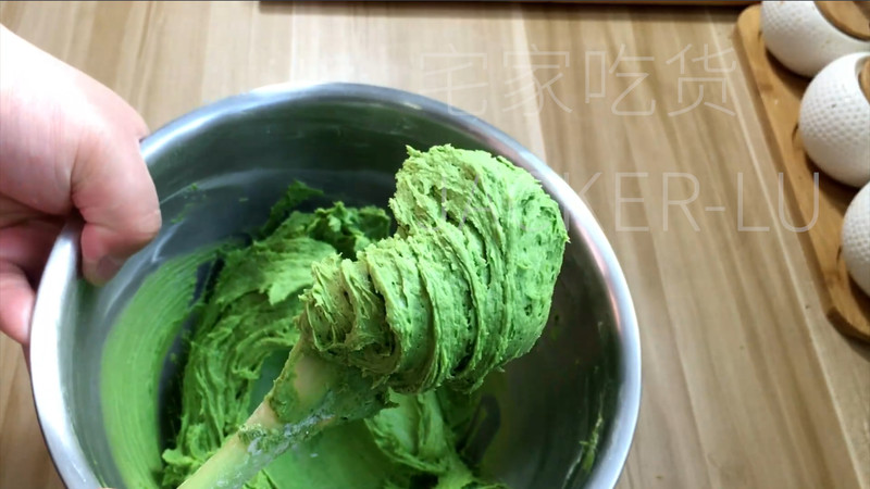 抹茶奶酪磅蛋糕，春日限定双倍浓香，茶香乳酪交融，抹茶控必尝！