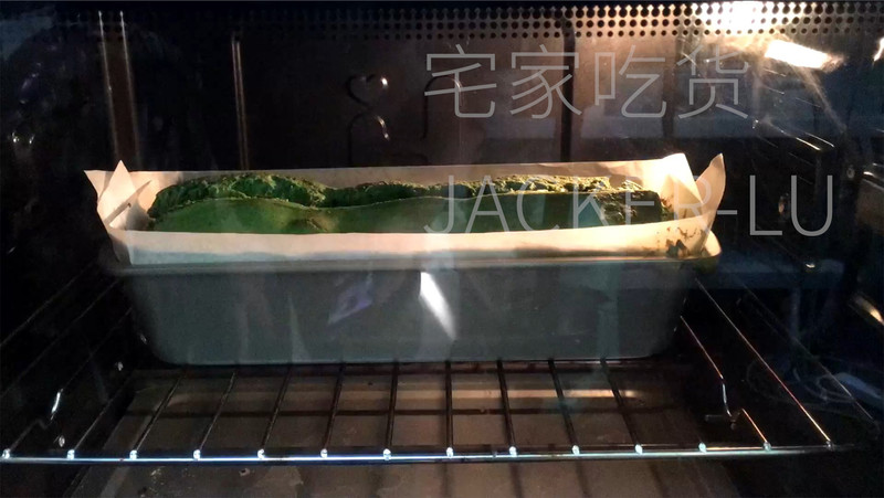 抹茶奶酪磅蛋糕，春日限定双倍浓香，茶香乳酪交融，抹茶控必尝！