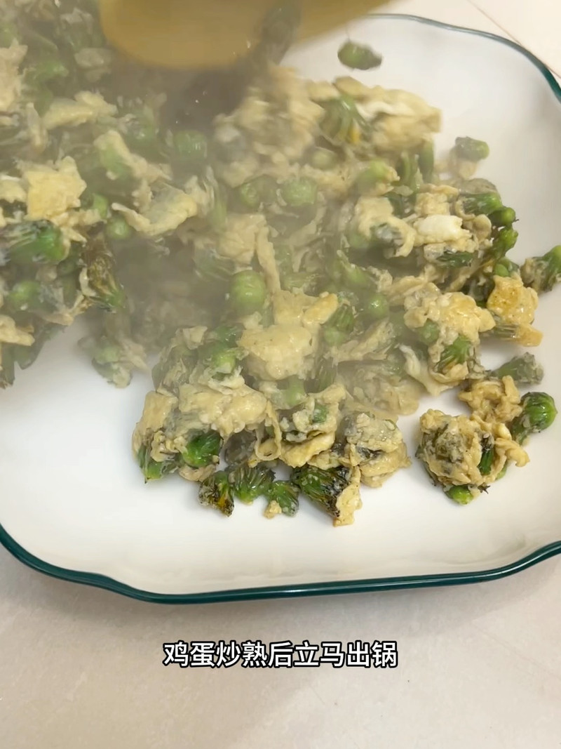 蒲公英花炒鸡蛋