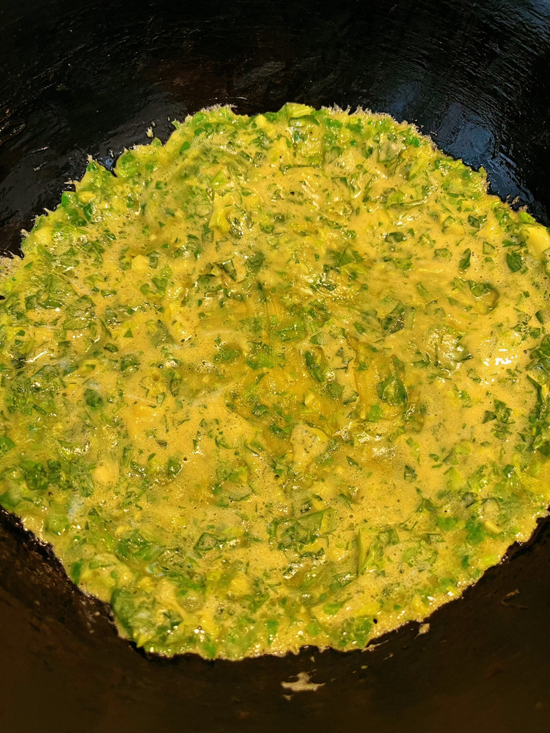 芹菜鸡蛋饼
