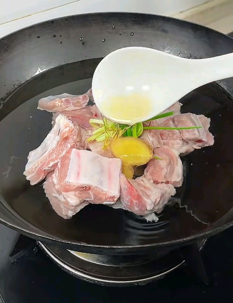 玉米排骨汤