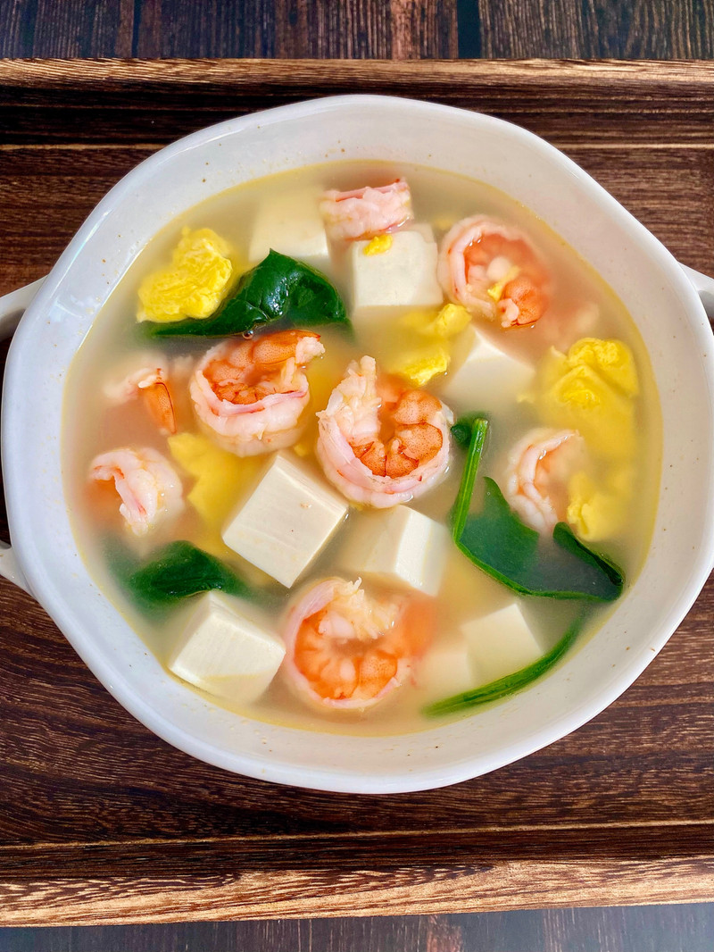 菠菜虾仁豆腐汤