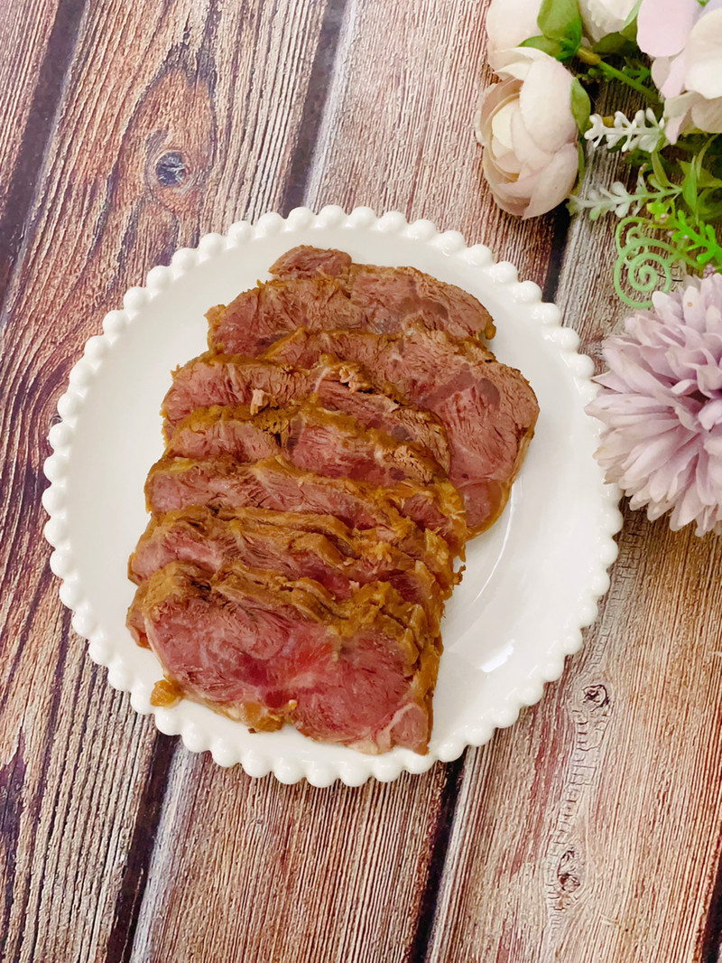 卤牛腱子肉