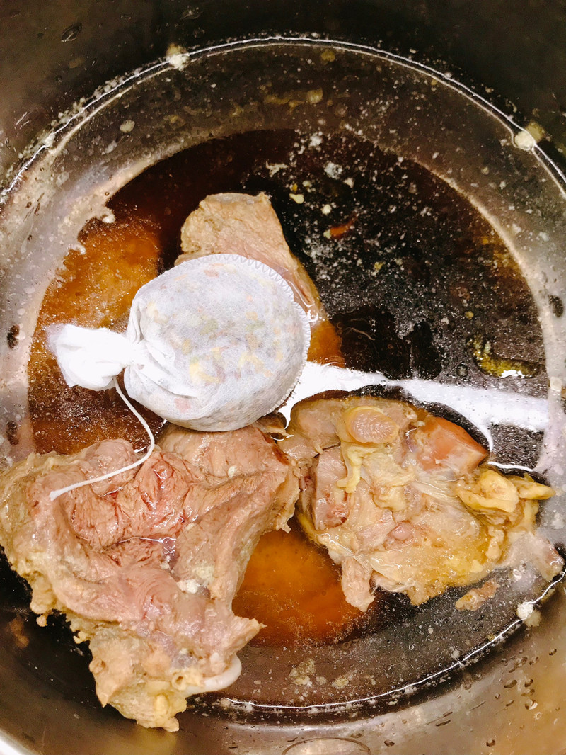 卤牛腱子肉