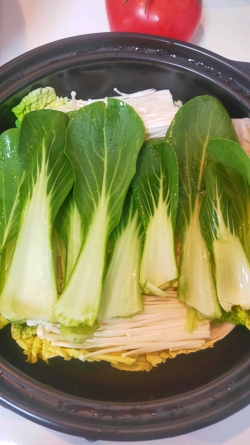 肘子这样吃更美味哦！蒜蓉香肘