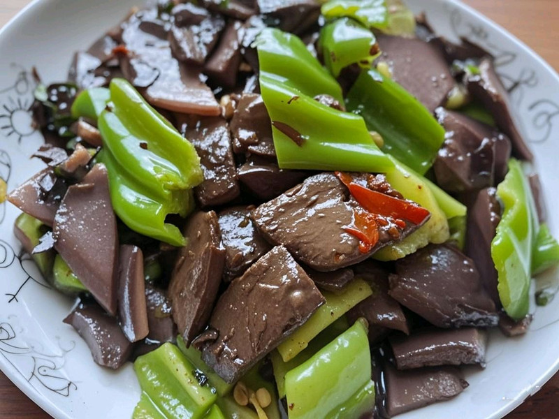 必吃！爆汁炒羊血，香辣过瘾