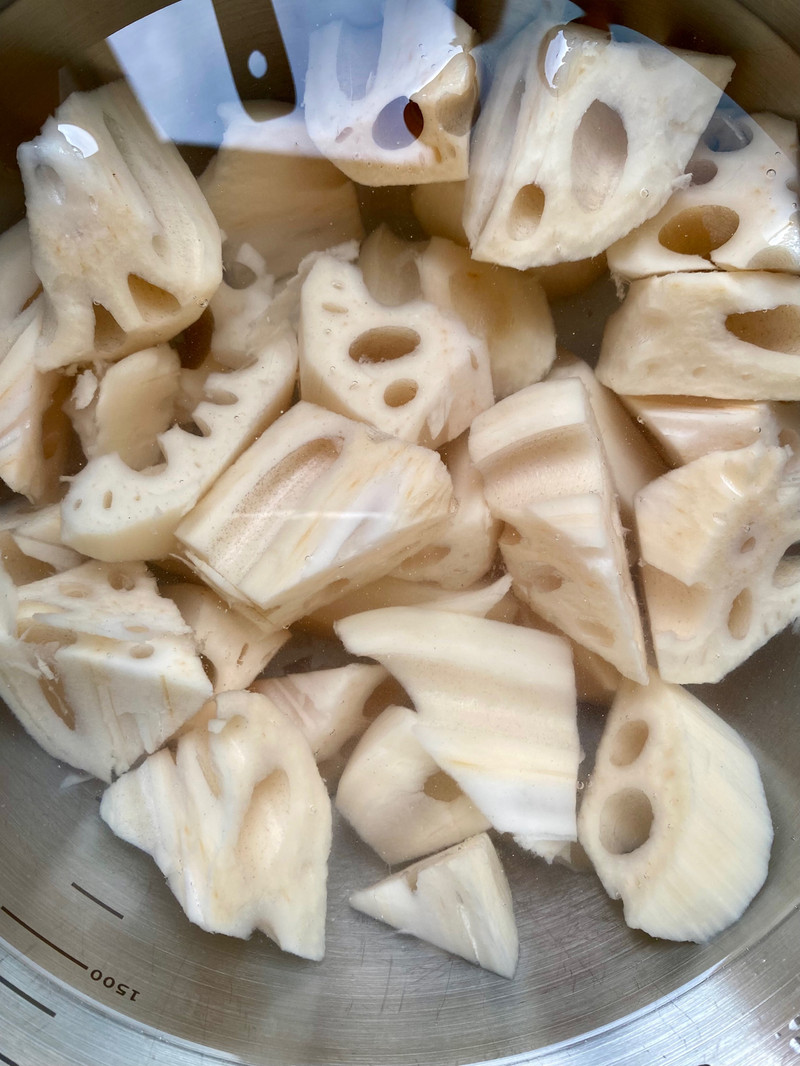 红豆莲藕排骨汤
